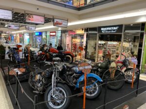 Harley Davidson v Brně a náramky s nimi