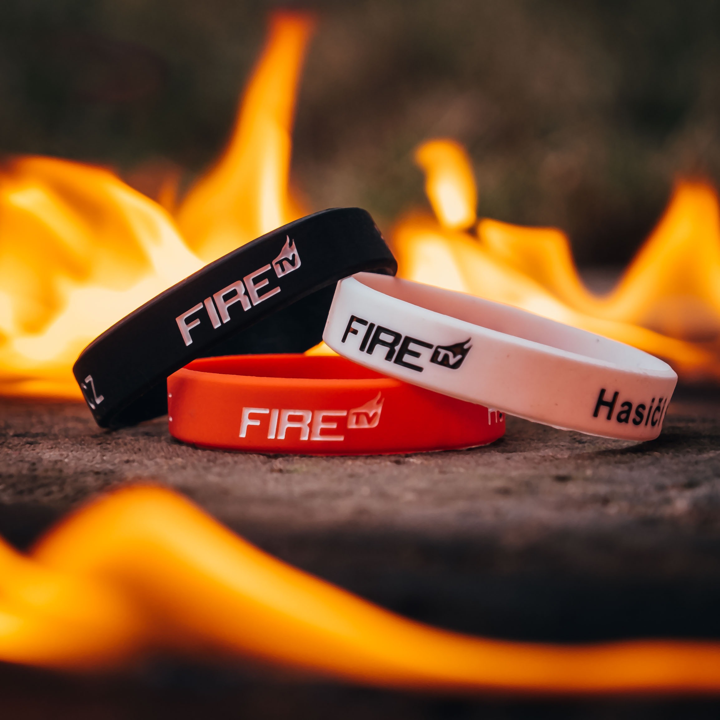 silikonové náramky fire tv